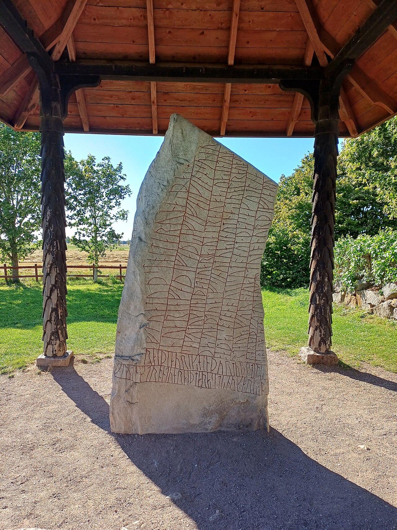 Rök-Stein