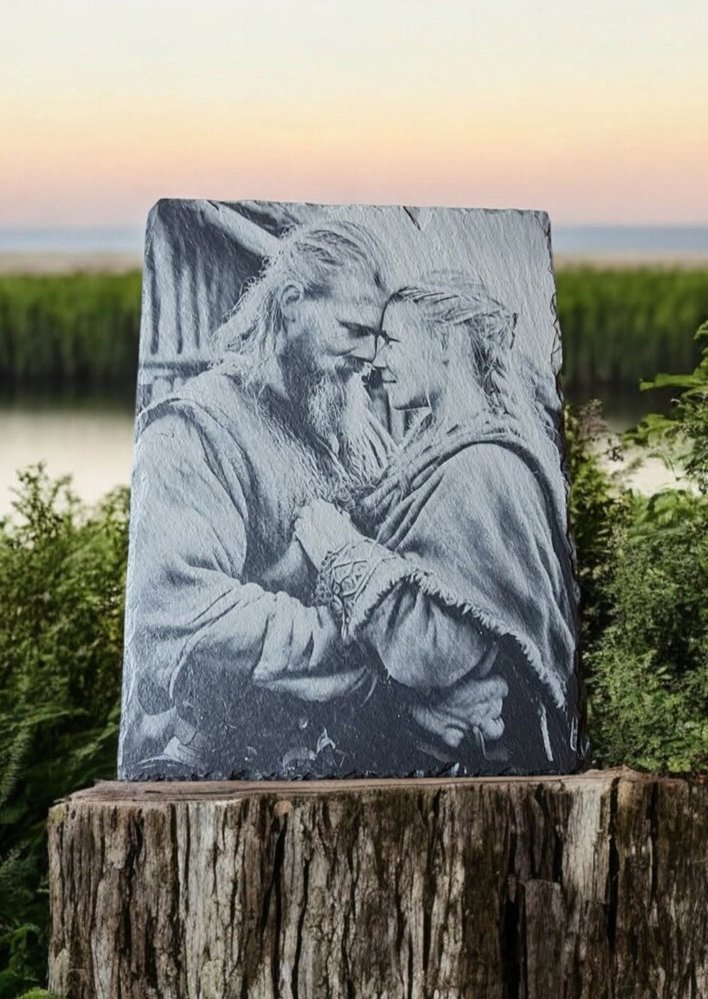 Fotogravur eines Paares auf Naturschiefer